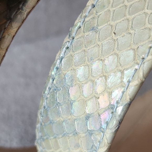 Escada belt women's 28 mint green iridescent snake print leather Made in Italy - Picture 5 of 13